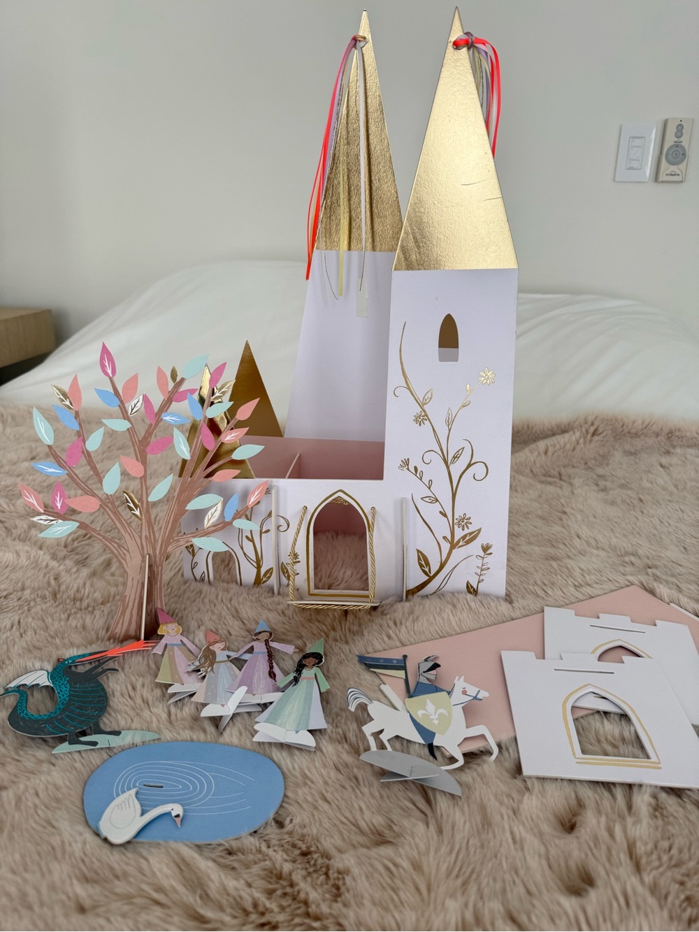 Meri Meri Princess Castle Centerpiece - Picture 6 of 6